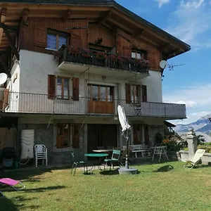 https://chalet-mont-combloux.hotels-rhonealpes.com